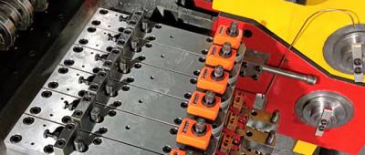 Pultinmuodostajan ja osanmuodostajan koneiden välinen ero